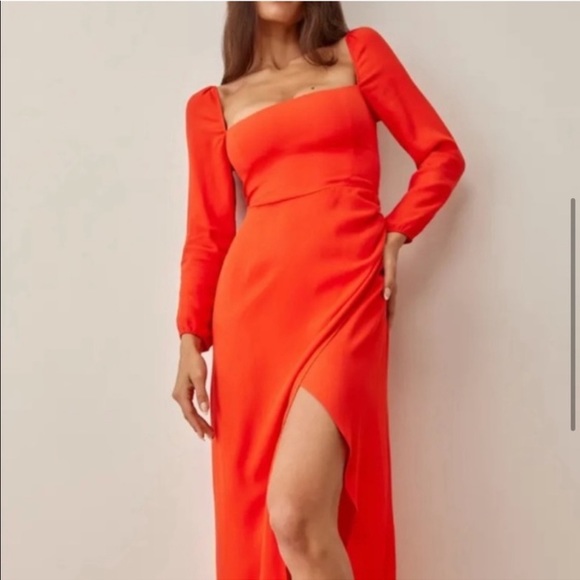 Reformation Hilda Dress - Picture 1 of 4